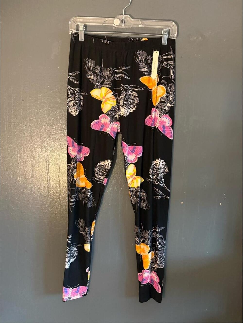 Eevee Women's Black Butterfly Floral Print Leggings with Tags